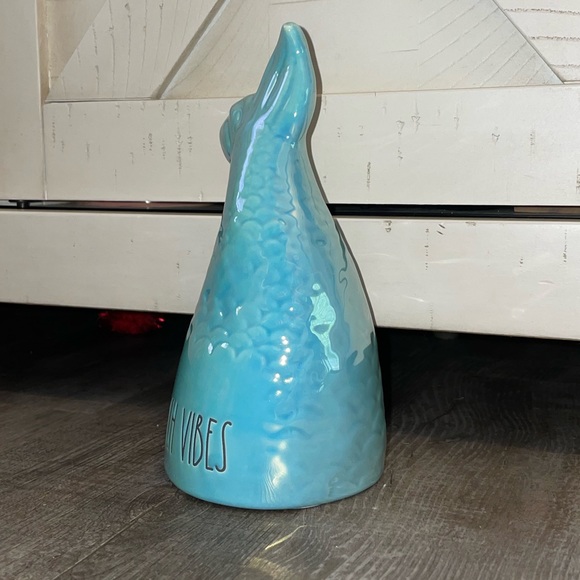 Rae Dunn BEACH VIBES mermaid tail. - Picture 3 of 4